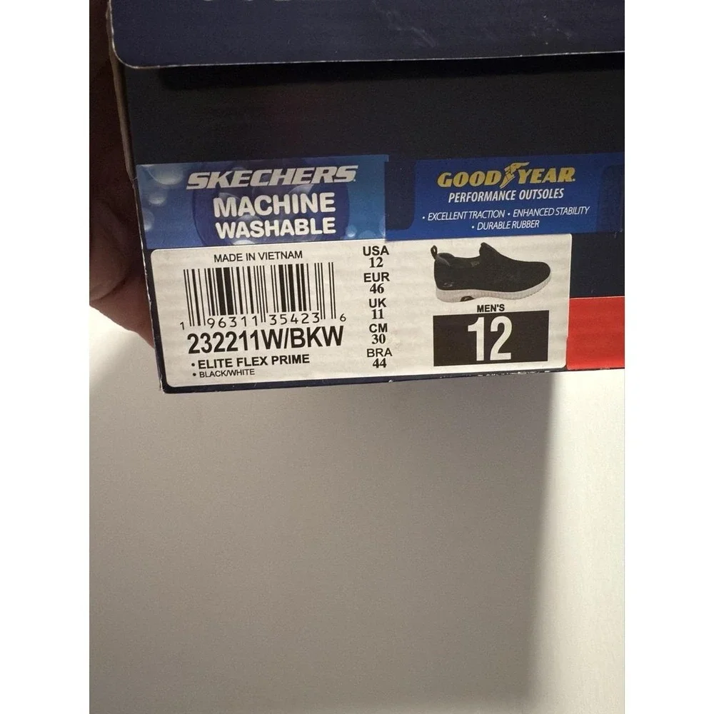 Skechers Men's Wide Fit Machine Washable Black Slip Ons Size 12